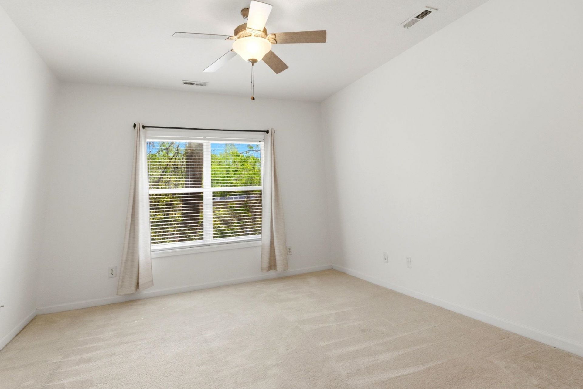 4104 Pinehurst Circle Photo 21