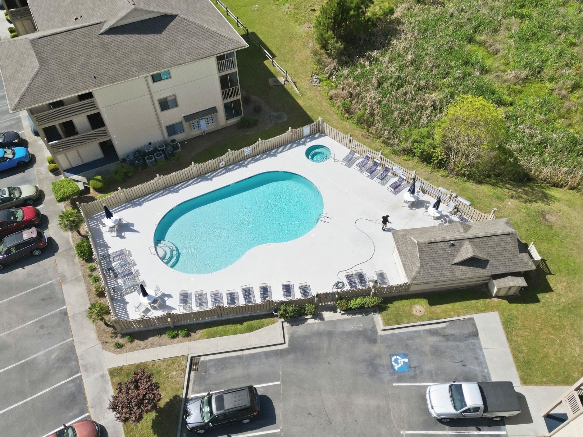 4104 Pinehurst Circle Photo 26