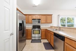 4104 Pinehurst Circle photo 4