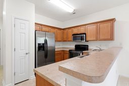 4104 Pinehurst Circle photo 4