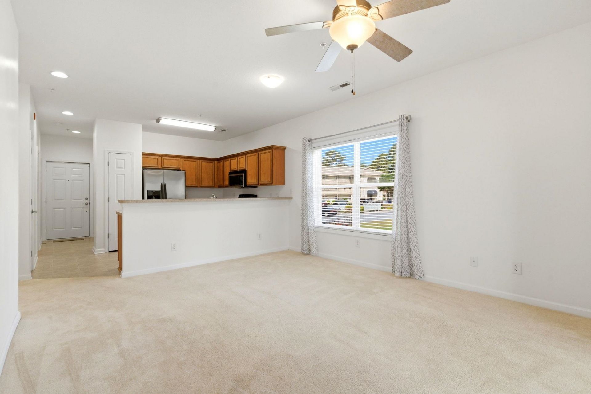 4104 Pinehurst Circle Photo 9