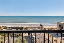 210 75th Ave N  photo 4