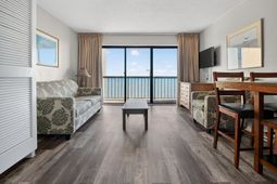 210 75th Ave N  photo 4