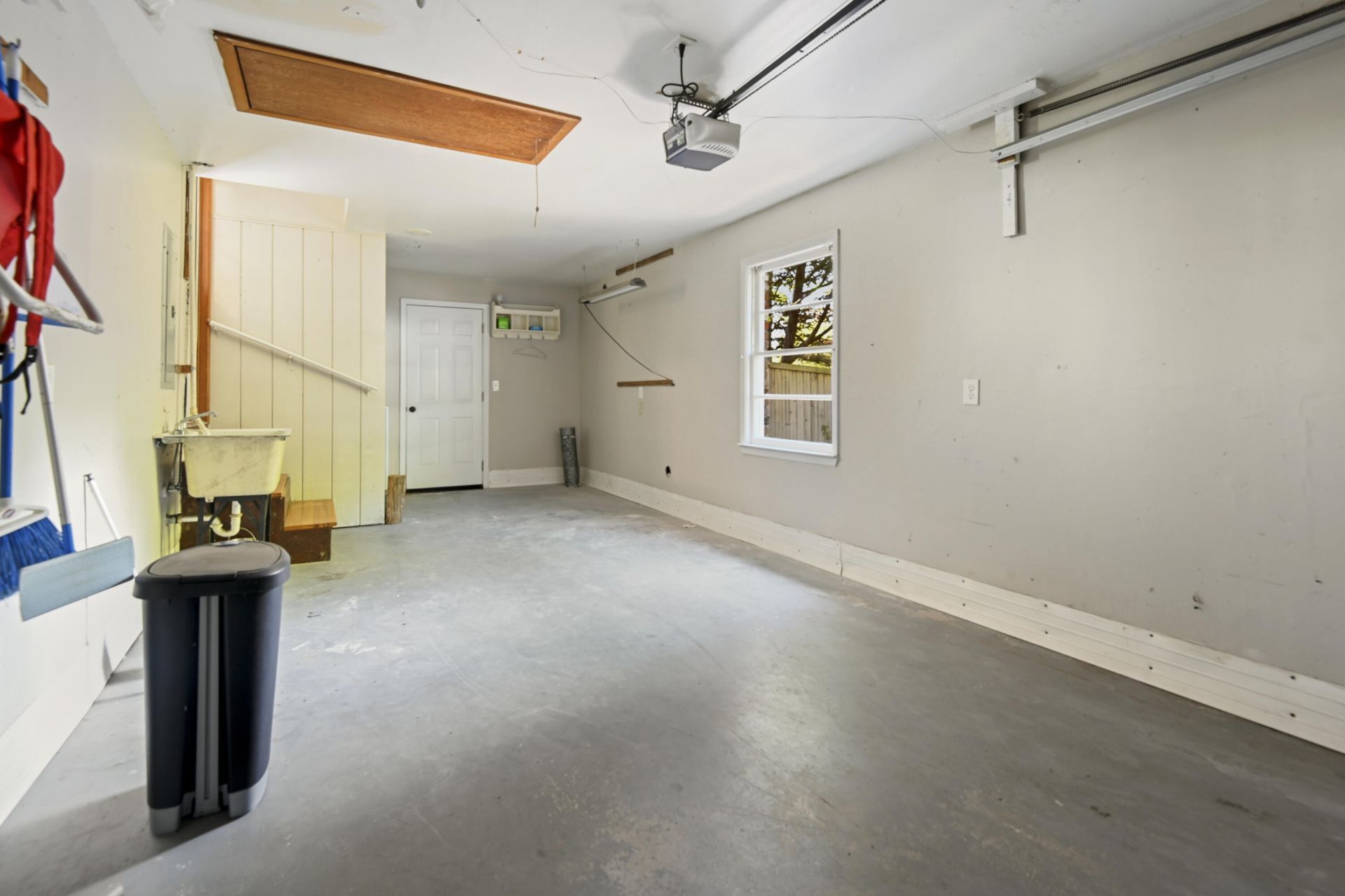 1641 Falmouth Street Photo 19