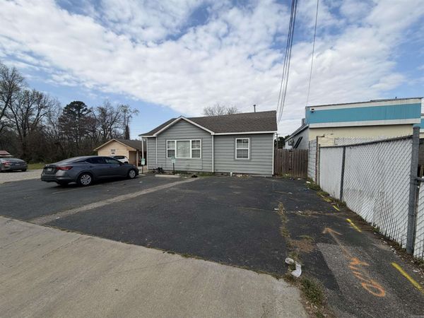 117 State St Street , Jonesboro, AR 72401