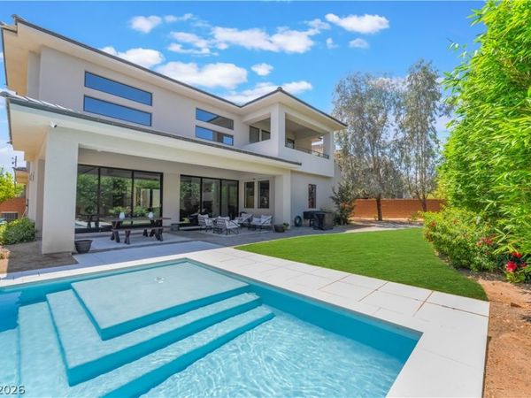 2 Sugarberry Lane , Las Vegas, NV 89135