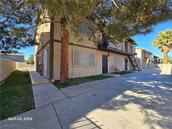 4765 Thunderbolt Avenue , Unit 2, Las Vegas, NV 89115
