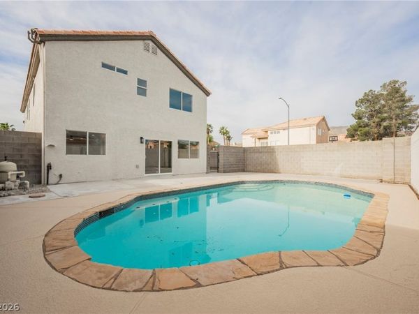 9516 Fox Forest Avenue , Las Vegas, NV 89129