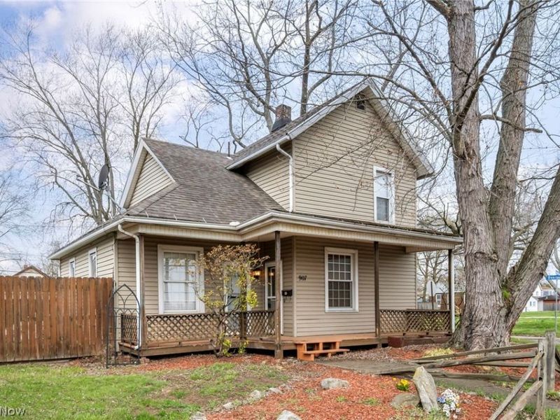 907 Duncan Street SW, Massillon, OH 44647 Photo 2