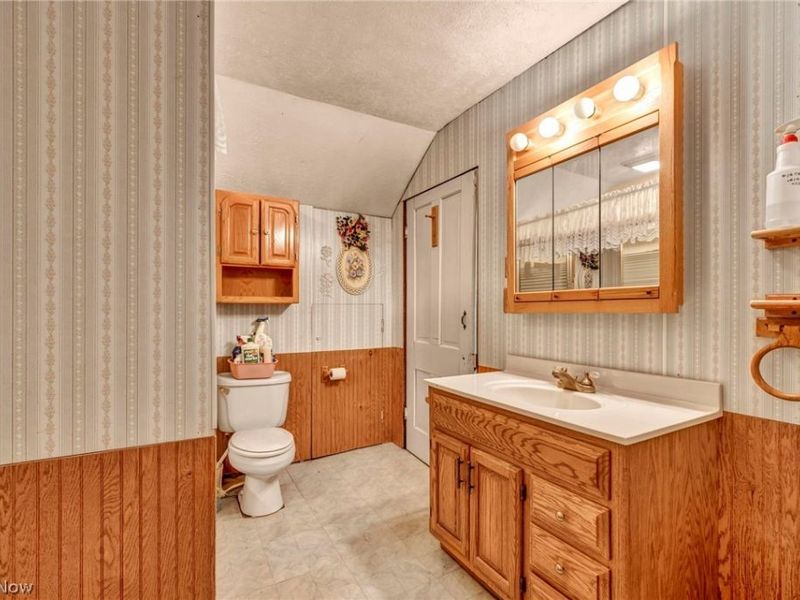 907 Duncan Street SW, Massillon, OH 44647 Photo 24