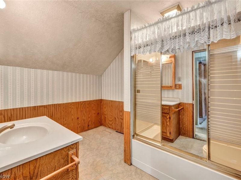 907 Duncan Street SW, Massillon, OH 44647 Photo 25