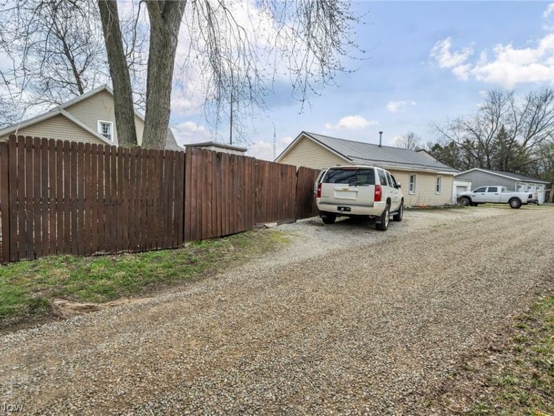 907 Duncan Street SW, Massillon, OH 44647 Photo 43