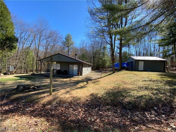 2239 Maple Drive SW, Carrollton, OH 44615