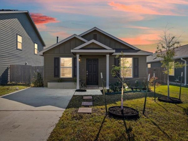 13617 Knights Branch DR , Elgin, TX 78621