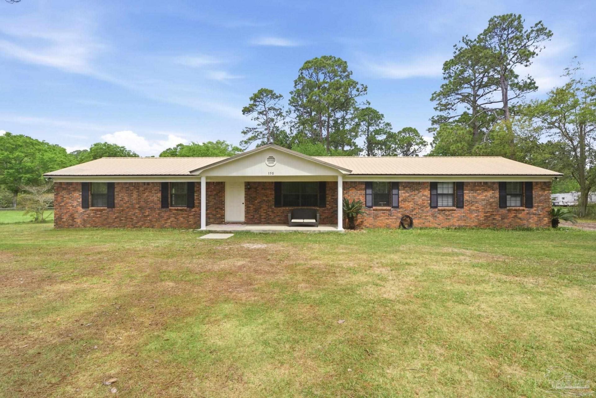 150 Emmons Ln, Pensacola, FL 32506 Main Photo