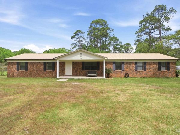 150 Emmons Ln, Pensacola, FL 32506