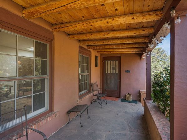 130 W Houghton Street, Santa Fe, NM 87505