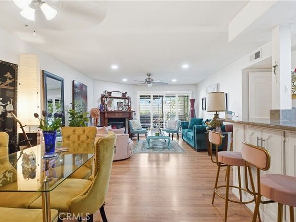 250 E Fern Avenue, Unit 210, Redlands, CA 92373