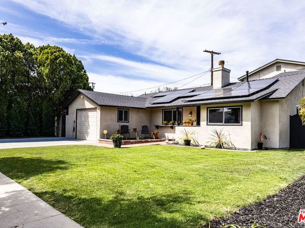 8131 Bianca Avenue, Northridge, CA 91325