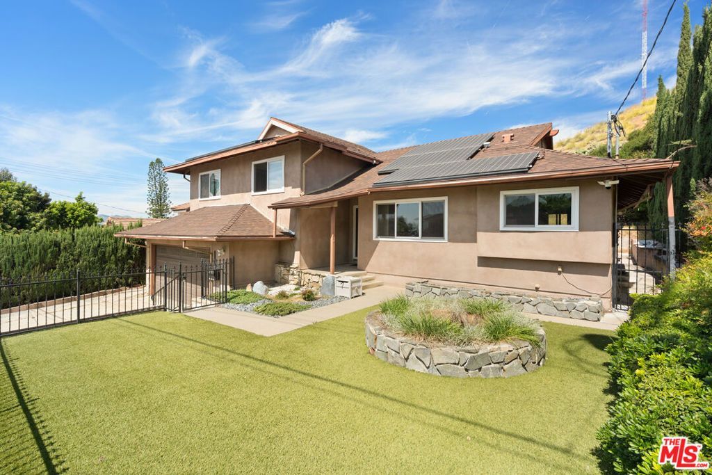 4767 Round Top Drive, Los Angeles, CA 90065 Main Photo