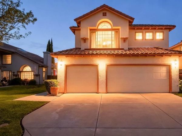 2065 Seville Dr , Tracy, CA 95377