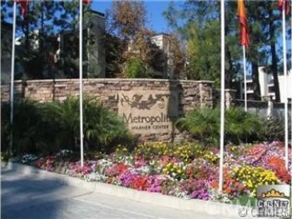 5530 Owensmouth Avenue , Unit 214, Woodland Hills, CA 91367