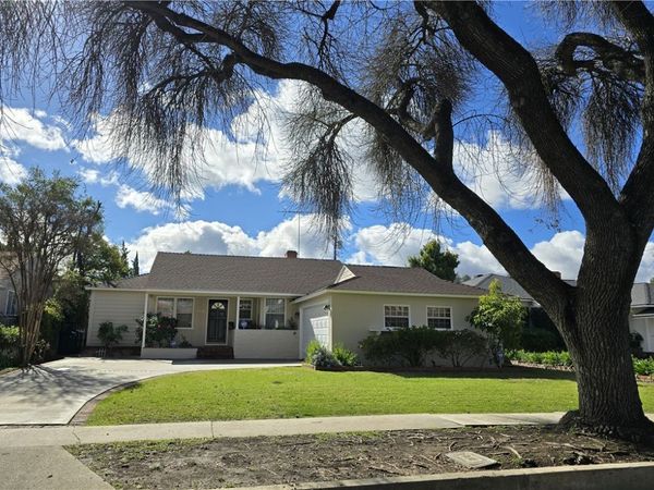 17840 Tarzana Street, Encino, CA 91316