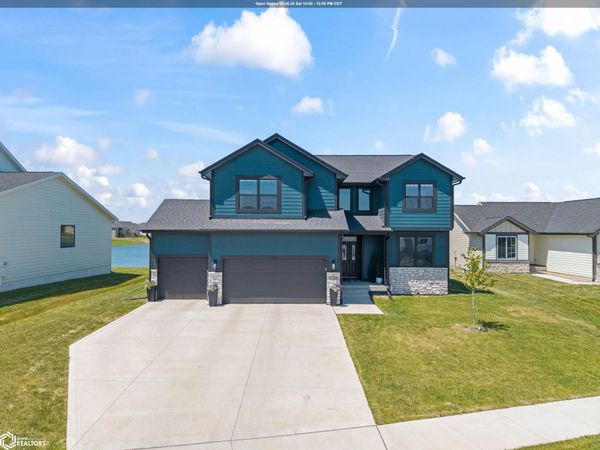 1325 NW Yorktown Drive, Waukee, IA 50263