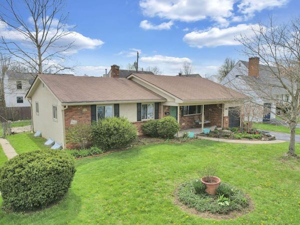 3181 Angela Drive, Grove City, OH 43123