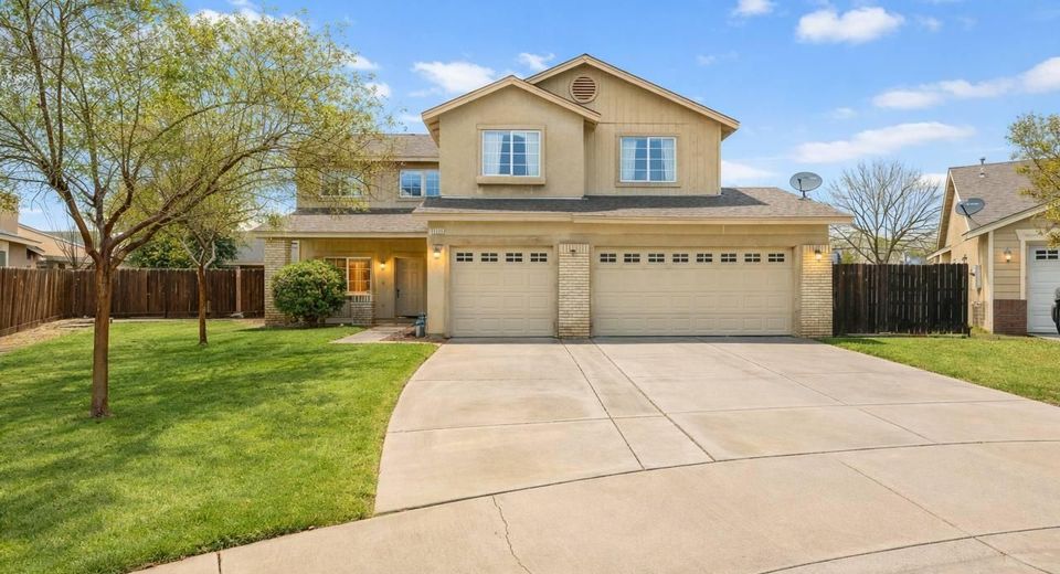 3232 N Zion Cir, Hanford, CA 93230 Photo