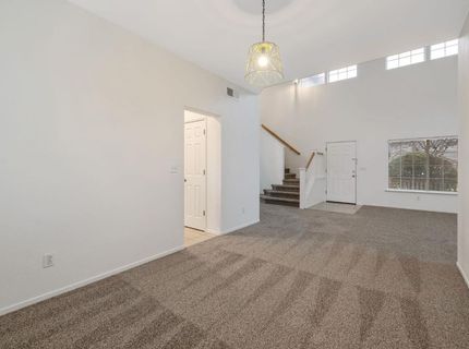 3232 N Zion Cir, Hanford, CA 93230 Photo