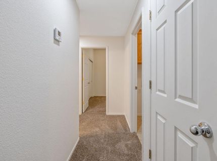 3232 N Zion Cir, Hanford, CA 93230 Photo