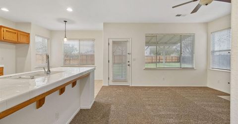 3232 N Zion Cir, Hanford, CA 93230 Photo