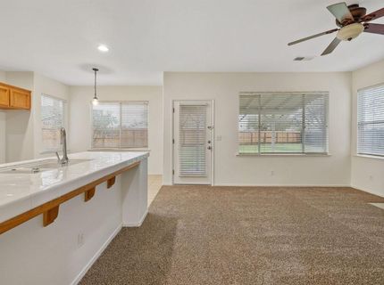 3232 N Zion Cir, Hanford, CA 93230 Photo