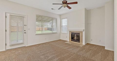 3232 N Zion Cir, Hanford, CA 93230 Photo