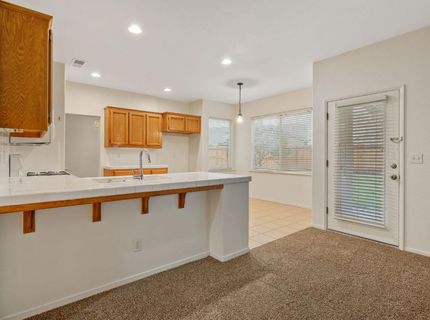 3232 N Zion Cir, Hanford, CA 93230 Photo