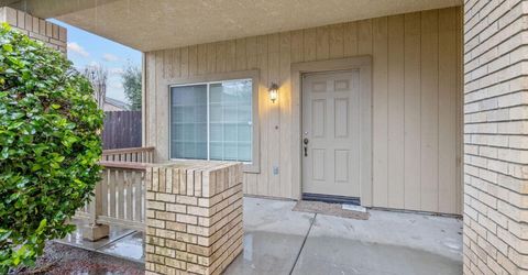 3232 N Zion Cir, Hanford, CA 93230 Photo