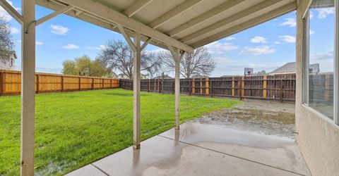 3232 N Zion Cir, Hanford, CA 93230 Photo