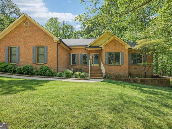 318 Dogwood Trace, Mcdonough, GA 30252