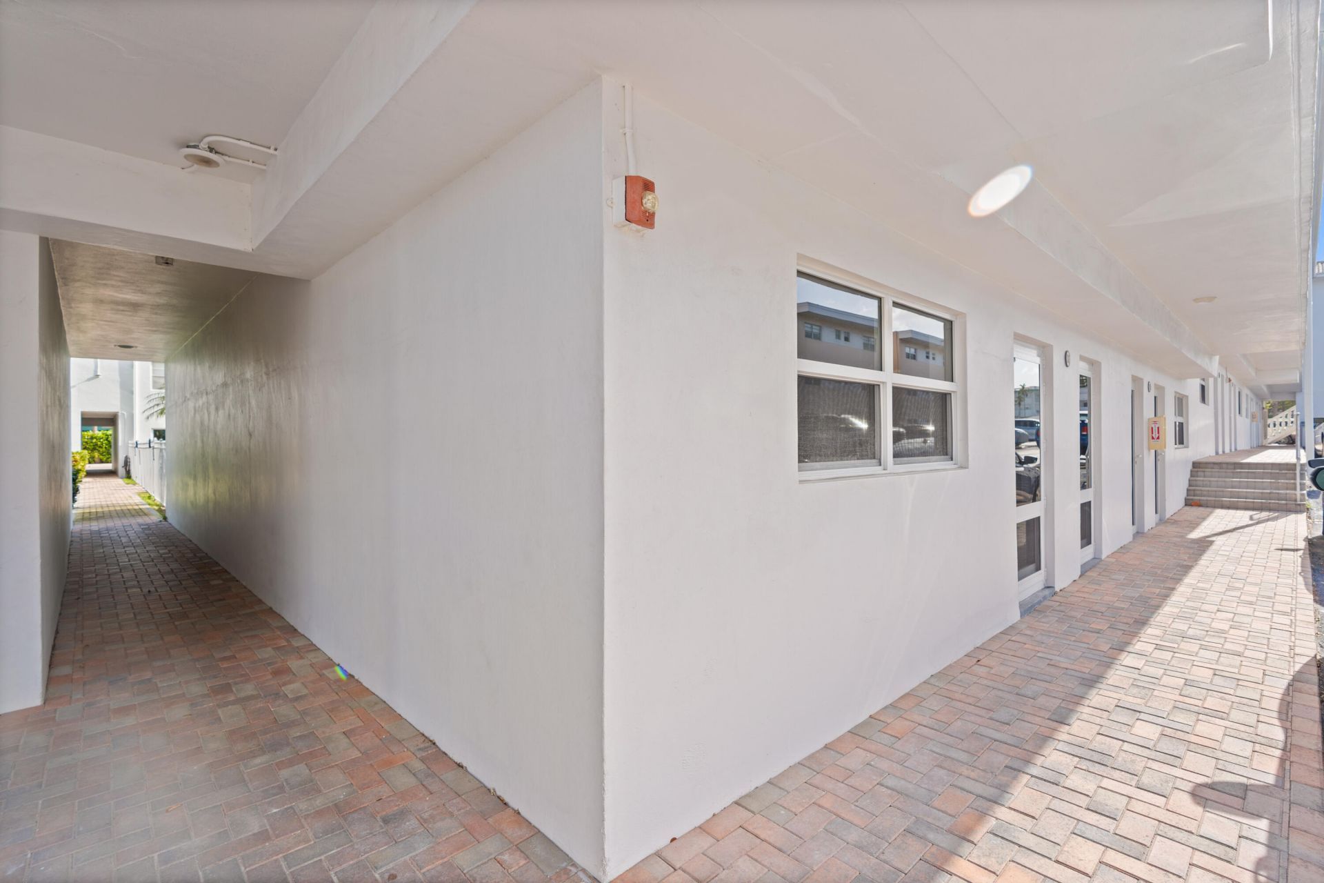 1461 S Ocean Boulevard, Unit 106, Lauderdale by the Sea, FL 33062 Photo