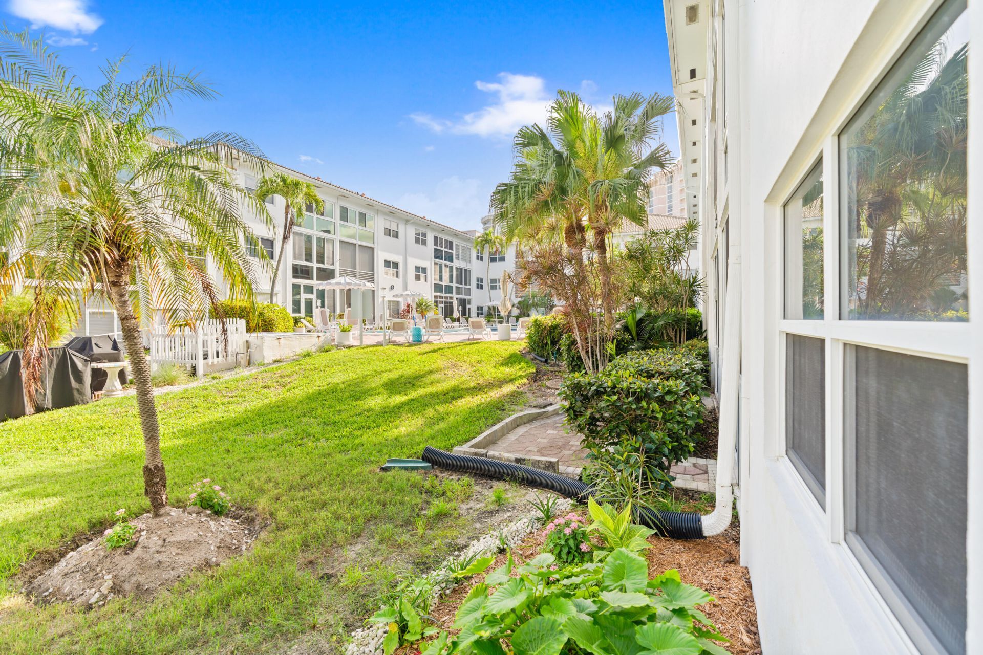 1461 S Ocean Boulevard, Unit 106, Lauderdale by the Sea, FL 33062 Photo