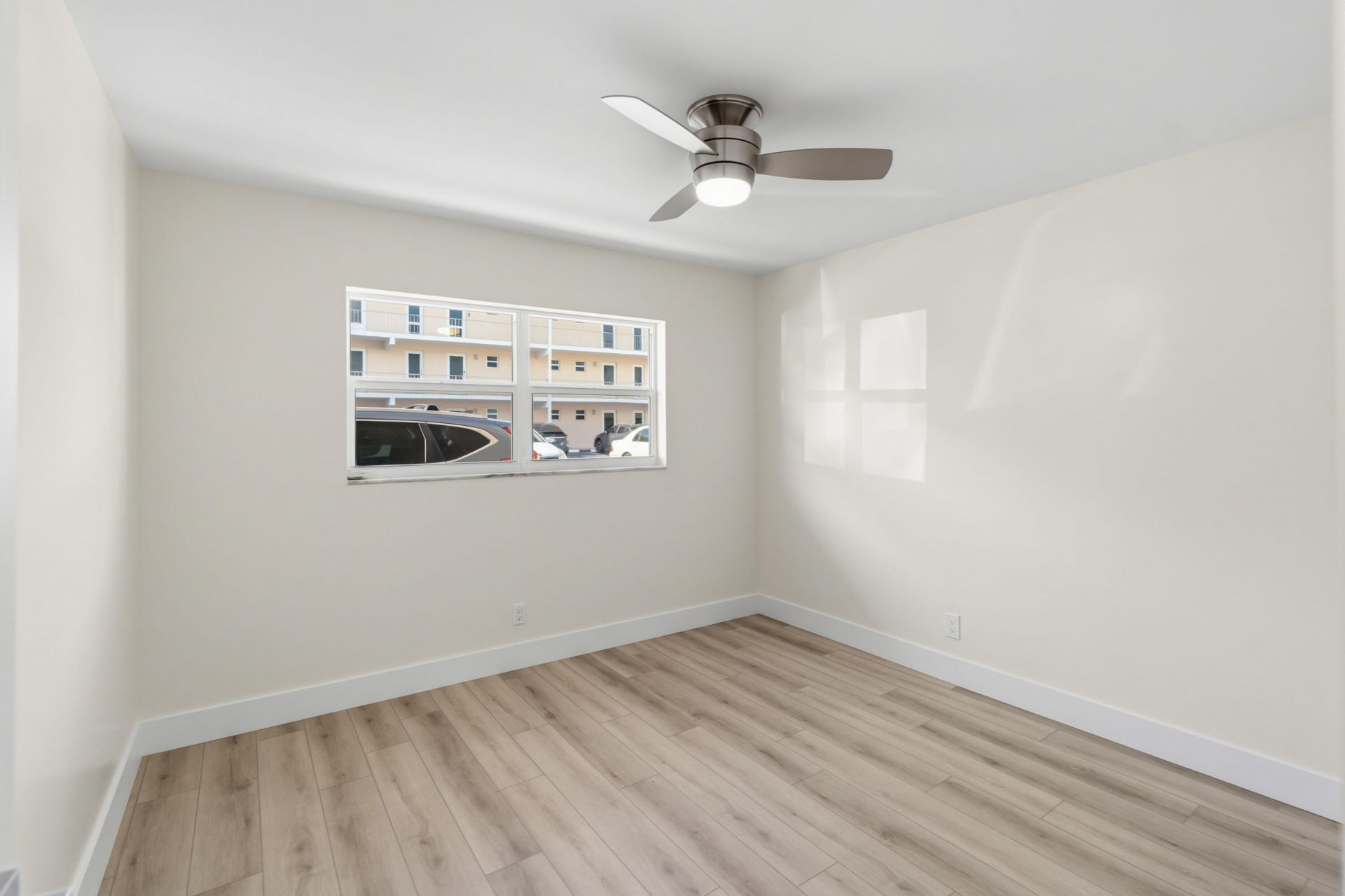 1461 S Ocean Boulevard, Unit 106, Lauderdale by the Sea, FL 33062 Photo