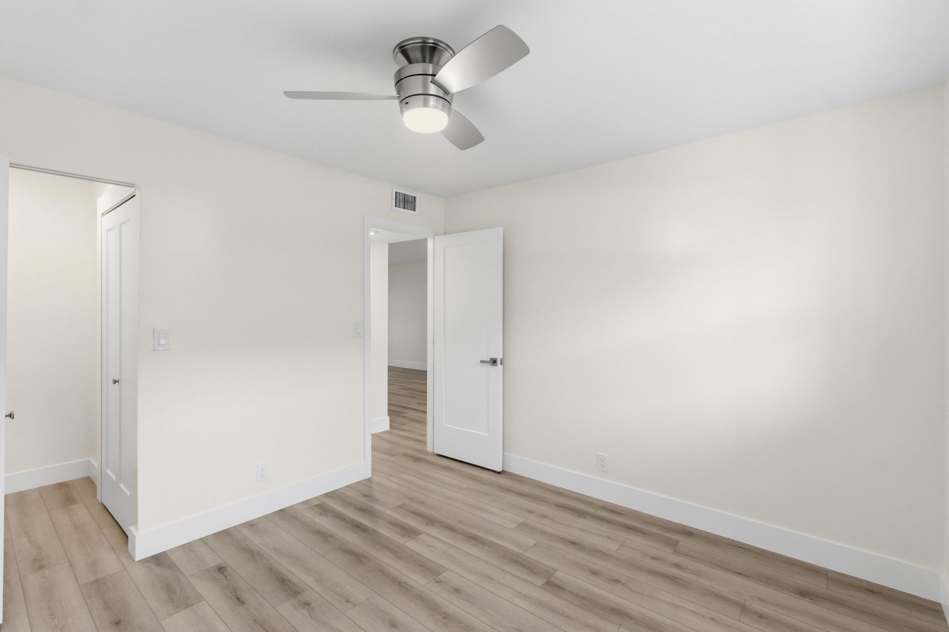 1461 S Ocean Boulevard, Unit 106, Lauderdale by the Sea, FL 33062 Photo