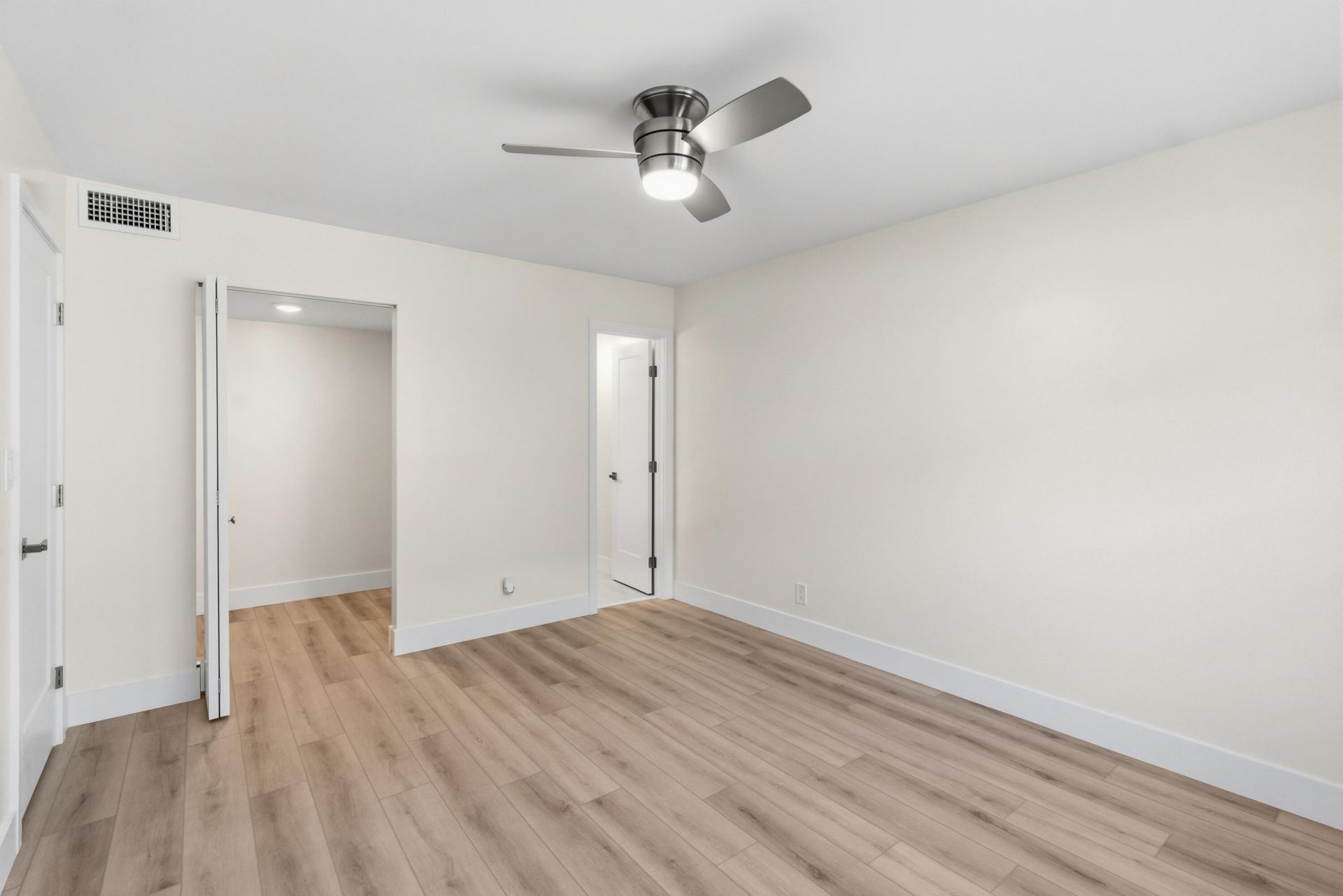 1461 S Ocean Boulevard, Unit 106, Lauderdale by the Sea, FL 33062 Photo