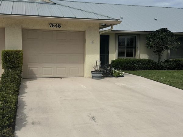 7648 SE Sugar Sand Circle, Hobe Sound, FL 33455
