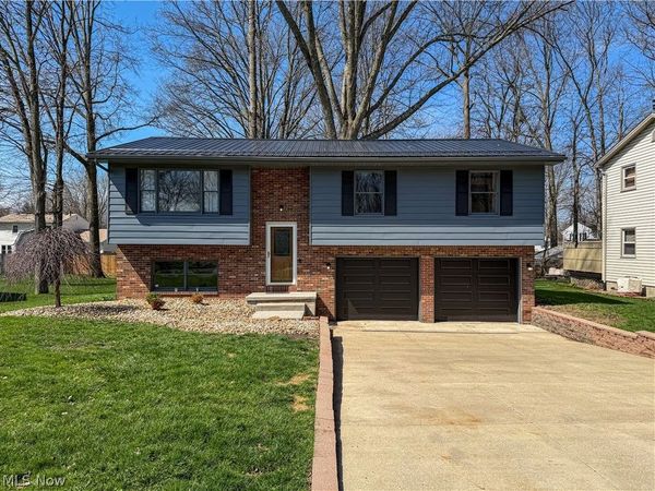 165 Winter Lane , Cortland, OH 44410