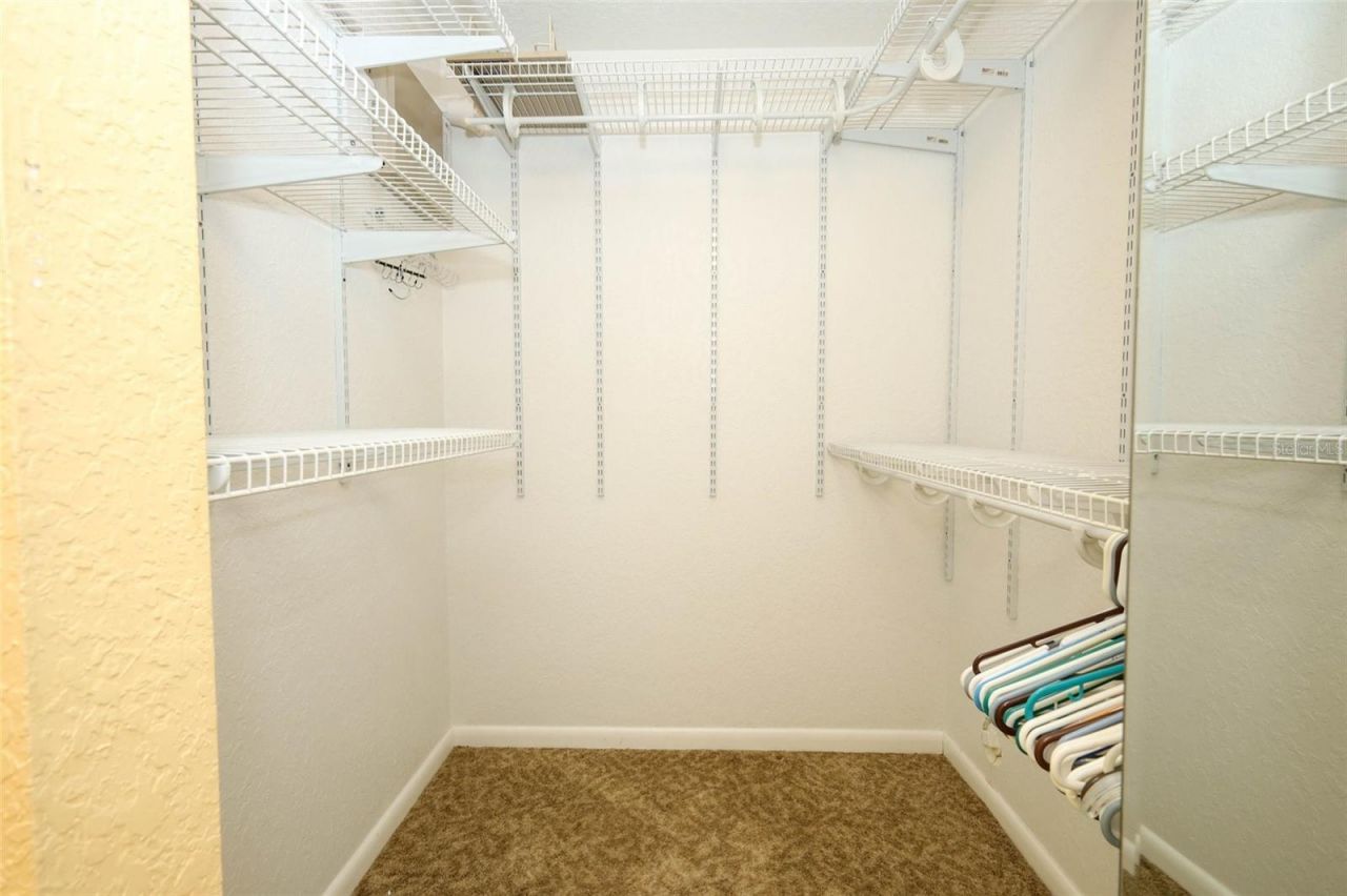 102 Pineview Circle, Altamonte Springs, FL 32714 Photo