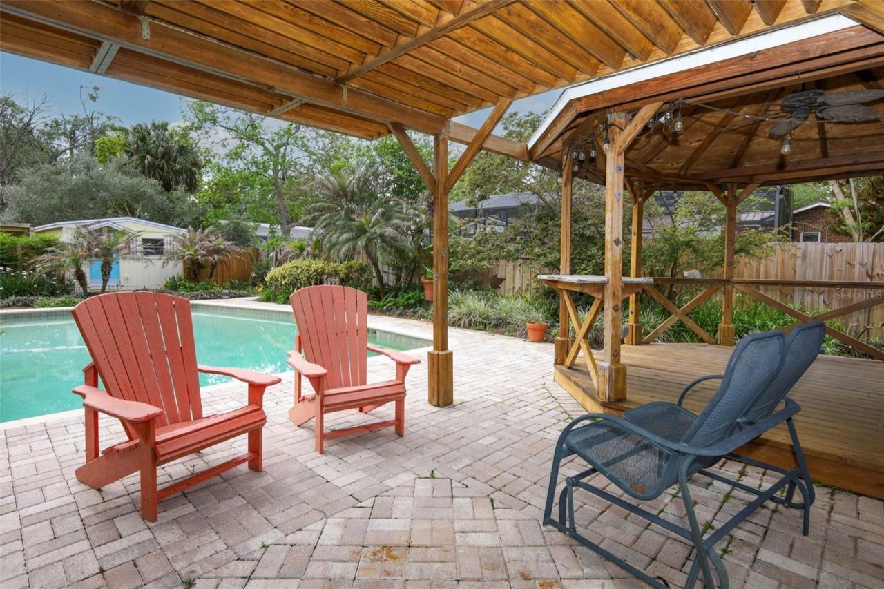 102 Pineview Circle, Altamonte Springs, FL 32714 Photo