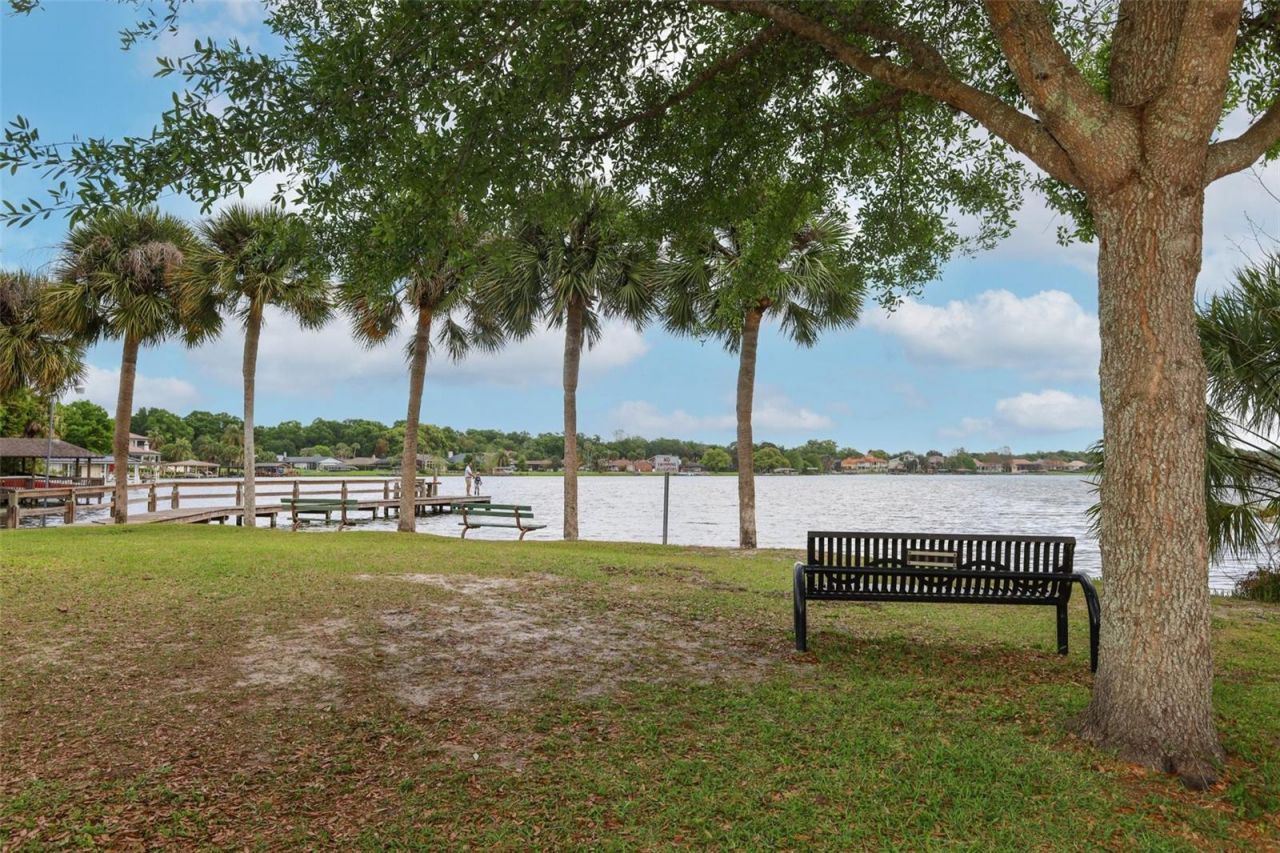 102 Pineview Circle, Altamonte Springs, FL 32714 Photo