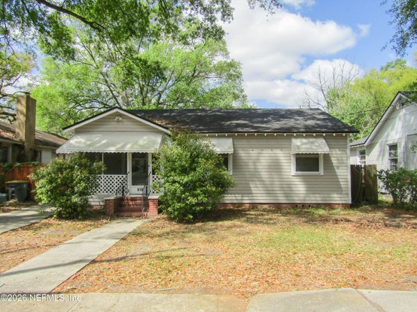 810 MACKINAW Street, Jacksonville, FL 32254